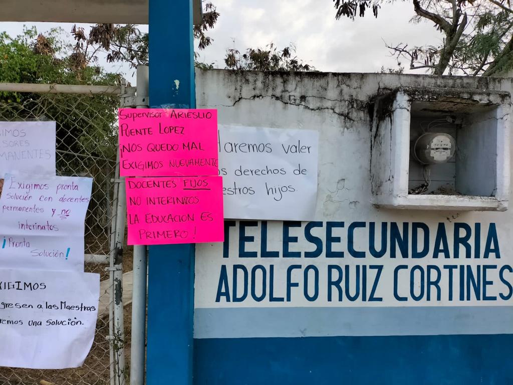 Telesecundaria Adolfo Ruiz Cortines en Coatepec